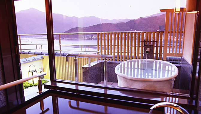 露天風呂付客室（富士山側）10+7畳タイプイメージ